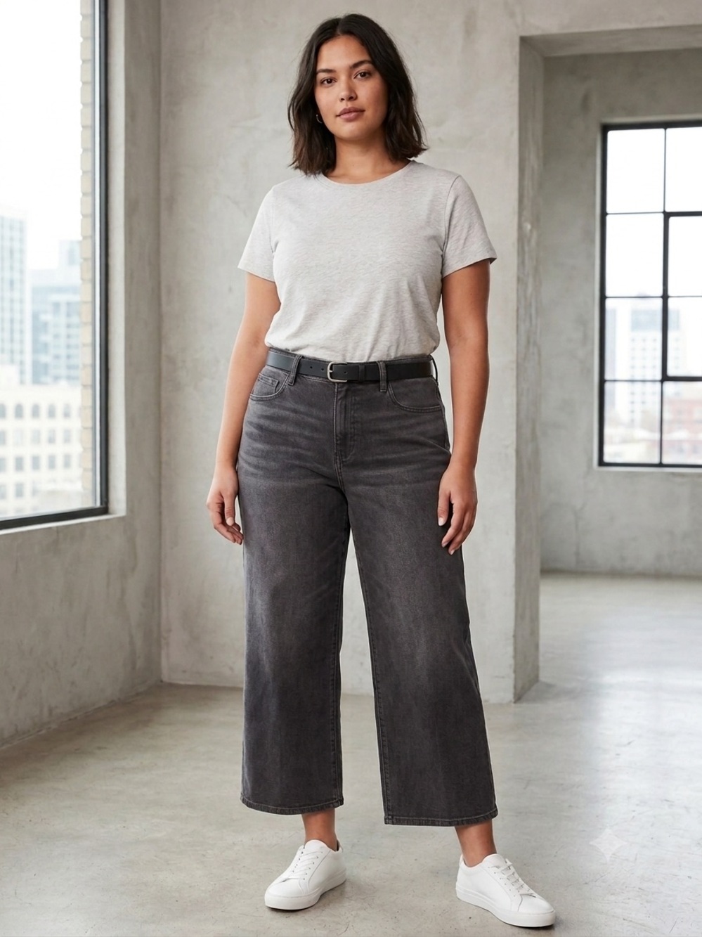 Old Navy Women’s Cropped Wide-Leg Jeans — Charcoal. NWT